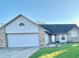 634 Saraina Ln, New Whiteland, IN 46184