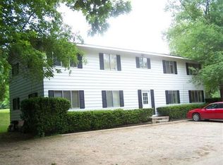 1275 N Waterfront Dr APT A, Weidman, MI 48893