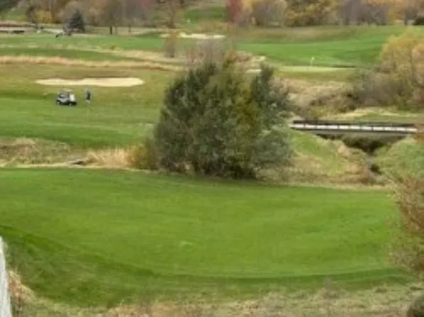 8509 E Torchwood Pl, Sioux Falls, SD 57110