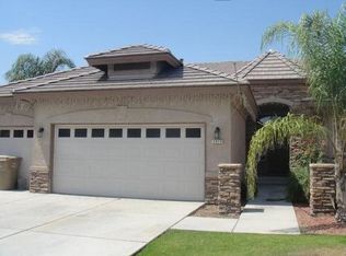 2910 Paradise Point Pl, Bakersfield, CA 93313