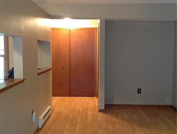 3rd image of 1071 Brimfield Dr