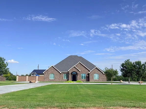 16 Prairie View Rd, Dalhart, TX 79022