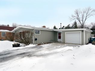 120 N Rohlwing Rd, Palatine, IL 60074