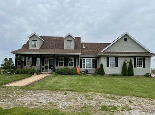 25001 E 1500 North Rd, Cooksville, IL 61730