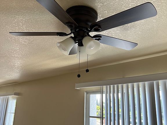 5th image of 16047 Haynes St APT 201
