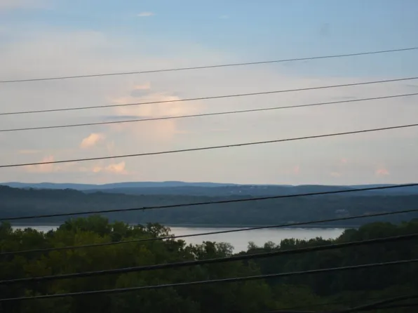 2 Western Ave, Marlboro, NY 12542