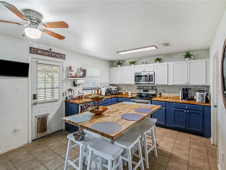 15236 Faircrest Dr — Photo 10