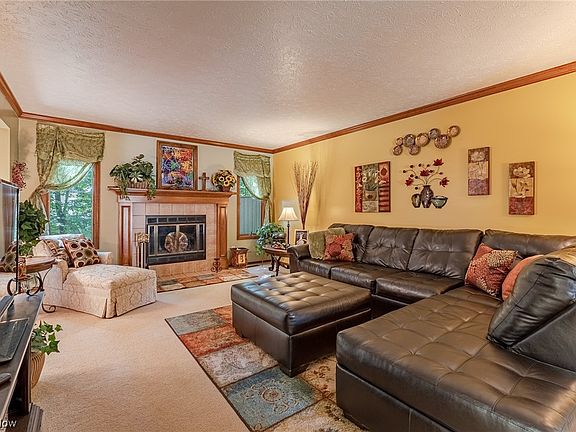 5th image of 18614 Buccaneer Creek Ln #13