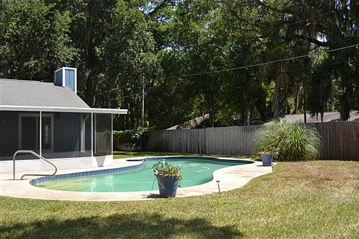 2nd image of 3015 Needle Palm Dr