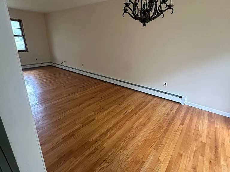 7 Hawks Nest Rd — Photo 3