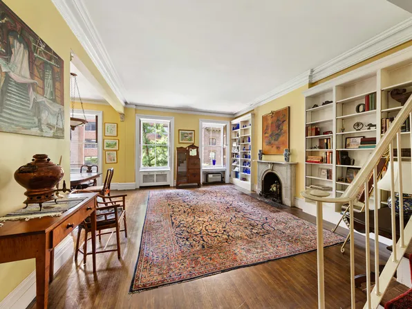 107 East 36th Street image 1 of 11
