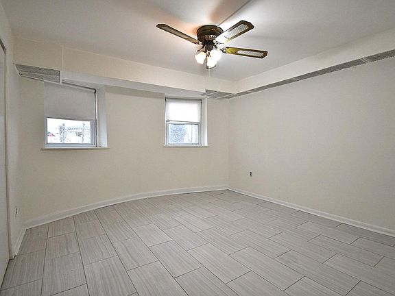 4th image of 4 Fowler Ave