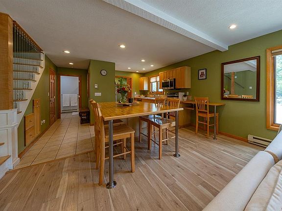 2nd image of 730 Belleview Avenue #1