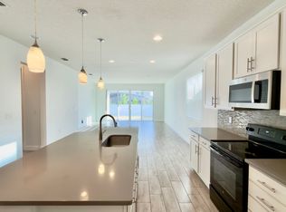 375 Buchannan Dr, Davenport, FL 33837