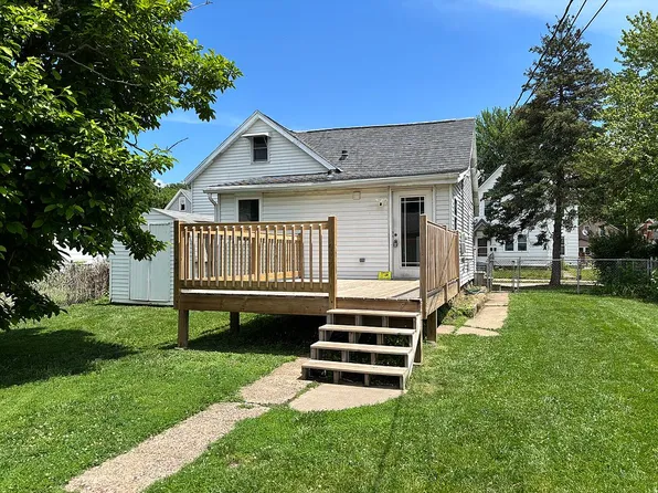 2559 Washington St, Dubuque, IA 52001
