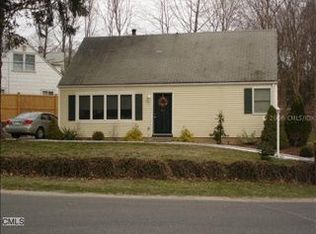 2 Bethpage Dr, Bethel, CT 06801