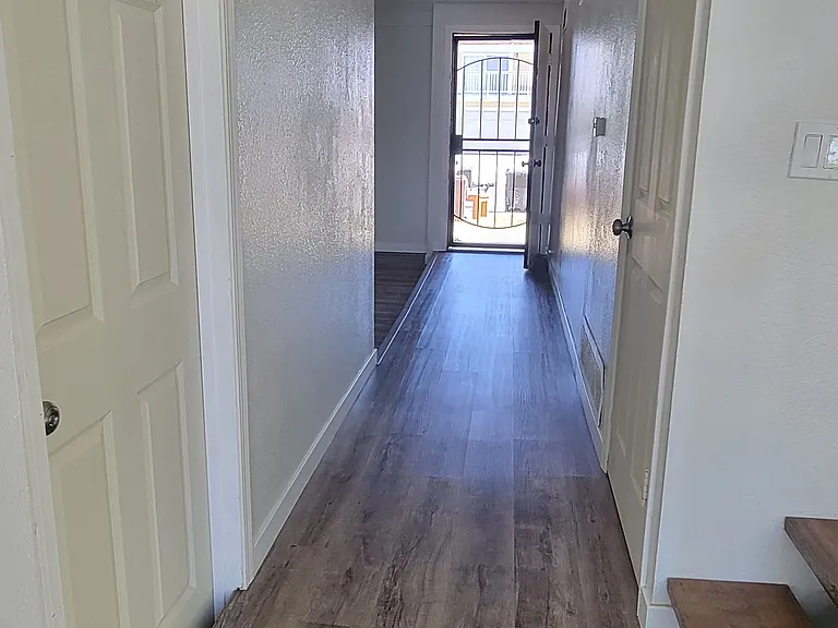 8676 Lynx Rd — Photo 3