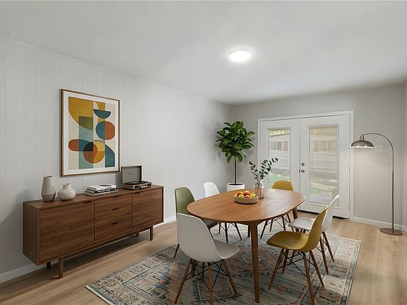 5th image of 26 Holly Ln