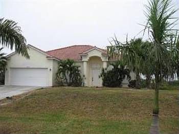 1st image of 4005 NW 43rd Ave