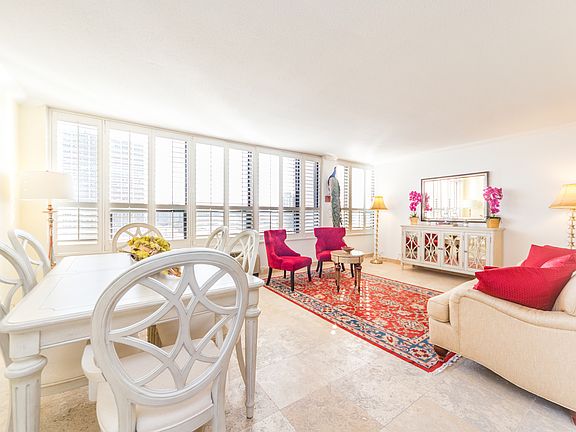 3rd image of 5100 N Marine Dr APT 12A