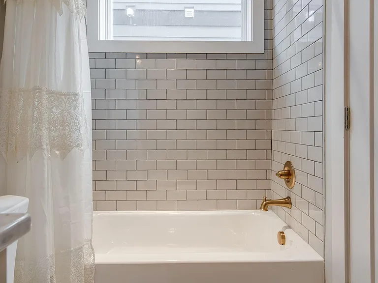 1701 Allison Pl — Photo 10