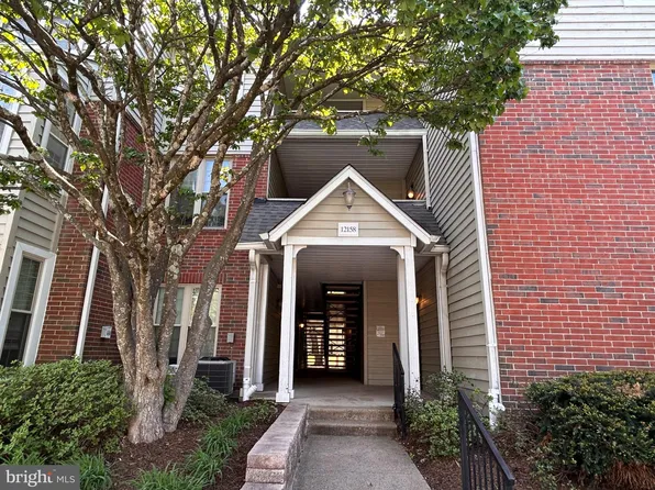 12158 Penderview Ter APT 1137, Fairfax, VA 22033