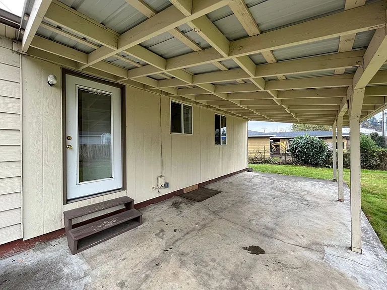 1650 Manor Dr — Photo 27