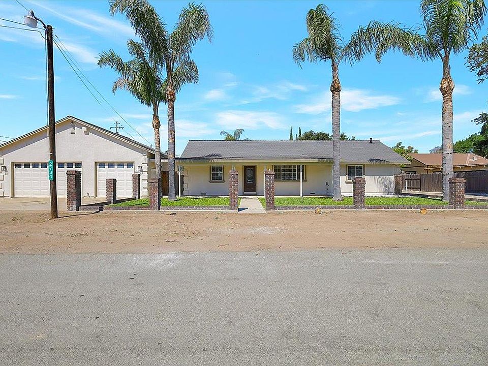 1st image of 2734 Maple St