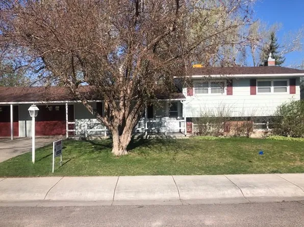 1440 Kingsbury Dr, Casper, WY 82609