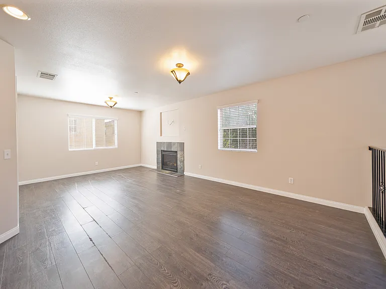 3072 Parkway Cir — Photo 17