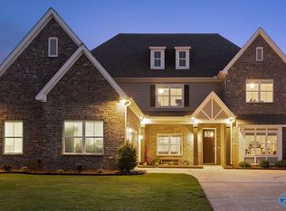 110 Ginamey Cir, Meridianville, AL 35759