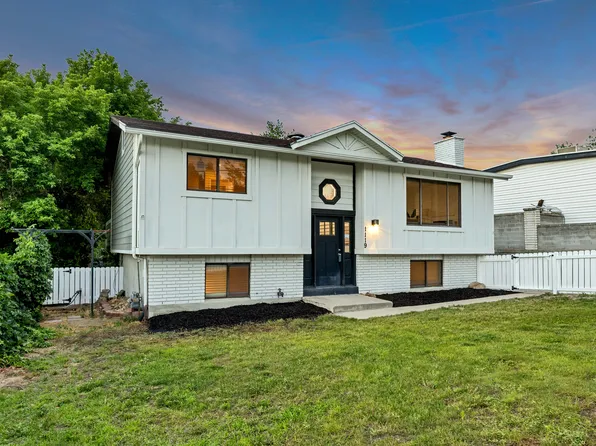 1119 E 10600 S, White City, UT 84094