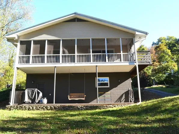 1416 Lake Emory Rd, Franklin, NC 28734