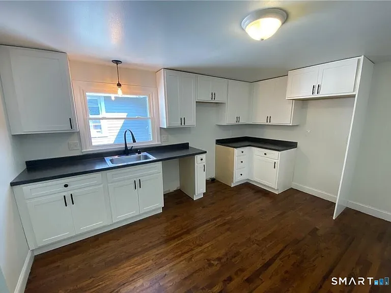 111 Greenwich Ave #2 — Photo 2