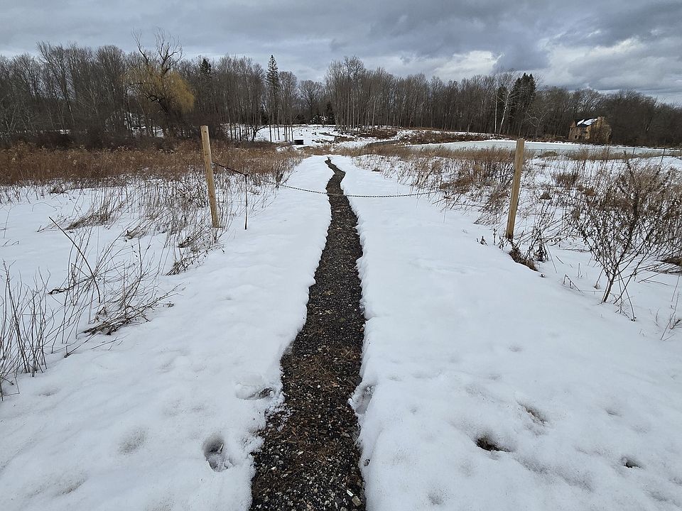 1st image of 95 Obtuse Road South