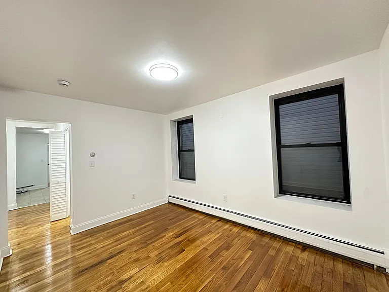 79-81 Bergen Ave #6 — Photo 4