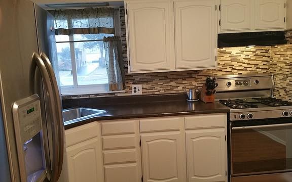 5th image of 8718 N Olcott Ave