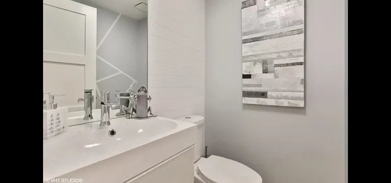 1430 Waukegan Rd — Photo 4