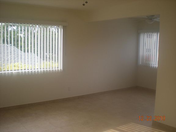 3rd image of 508 Raymond Ave APT 3