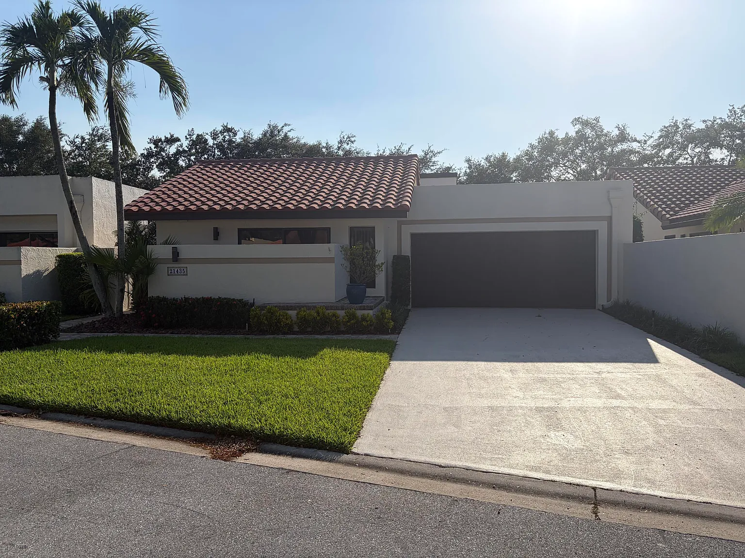 3 bed, 2.0 bath, 1917 sqft, $4,450 — Photo 1