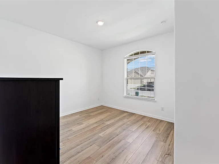 1209 Mesquite Ln — Photo 14