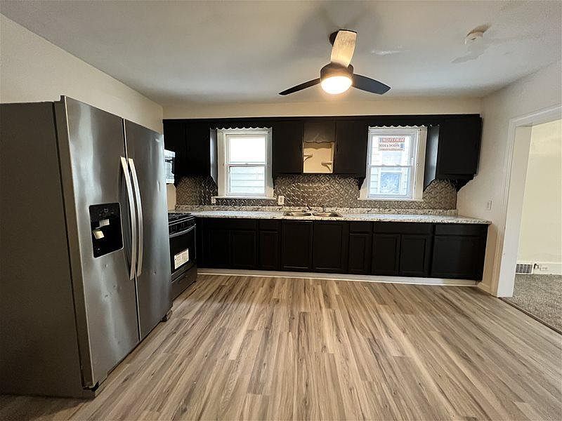 1st image of 1345 Lynn St APT 1