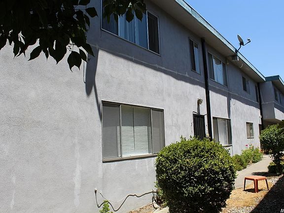 4th image of 3097 Freeport Blvd