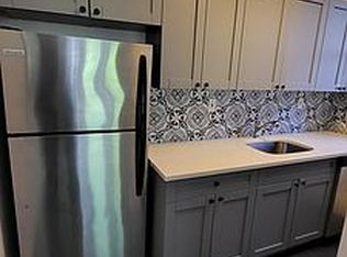 421 Park Pl APT 2A, Brooklyn, NY 11238