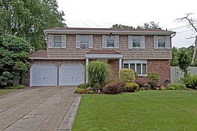 3rd image of 143 Ellensue Dr