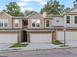 2586 Mills Commons Dr, Decatur, GA 30032