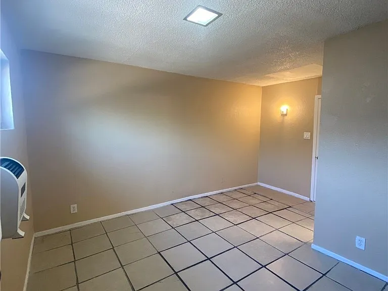 236 W Philadelphia Ave #4 — Photo 10
