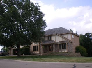 11802 Mount Curve Rd, Eden Prairie, MN 55347