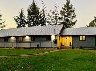 415 Country Club Rd, Hood River, OR 97031