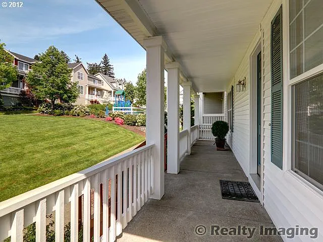 237 SW 105th Ter — Photo 2